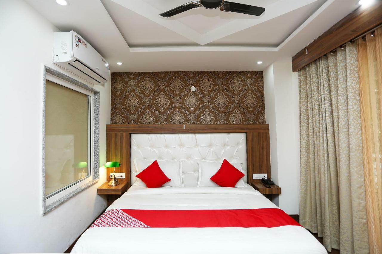 Oyo 35917 Vatika Heights Hotell McLeod Ganj Eksteriør bilde